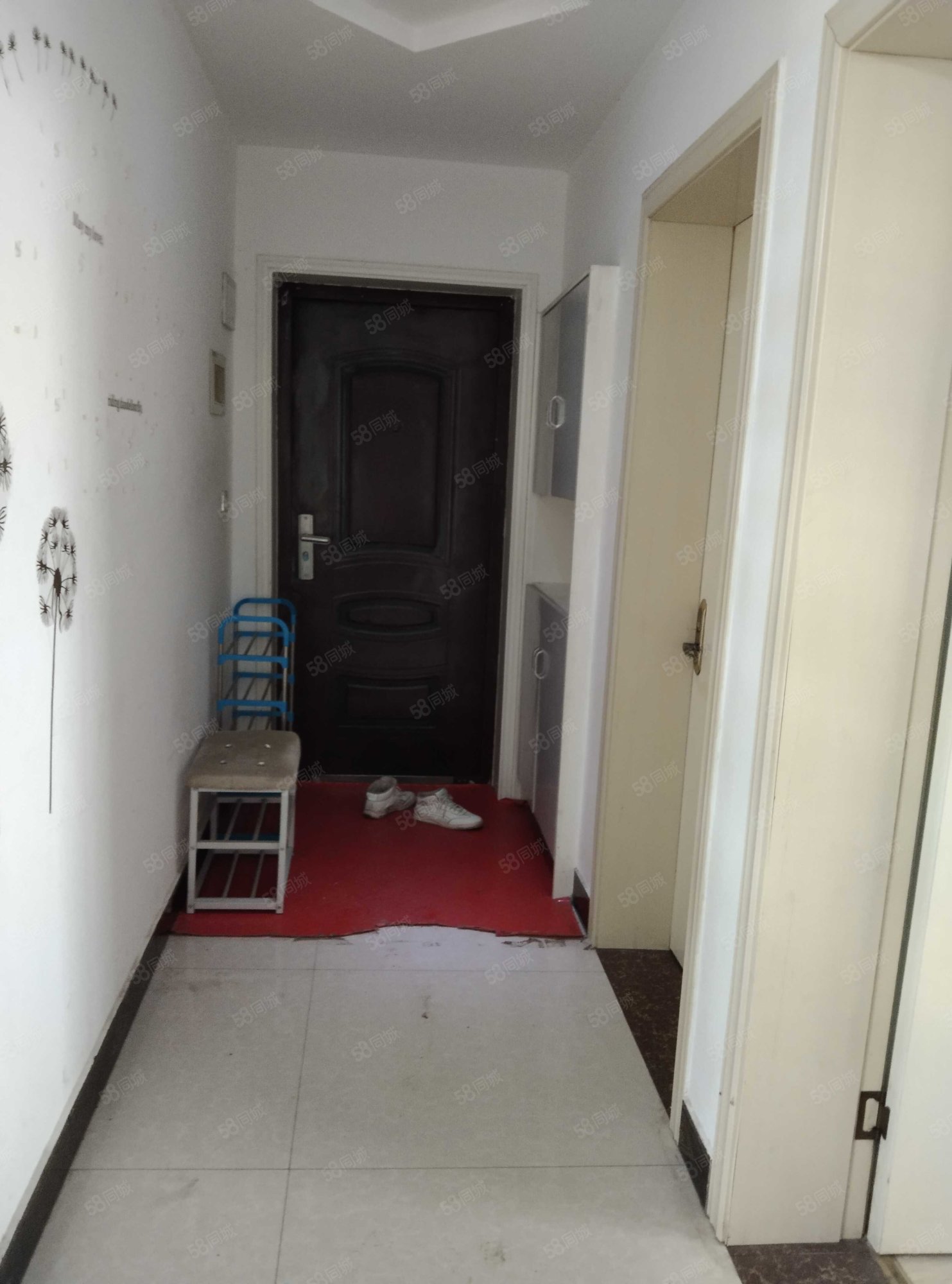 白浪南山小区3室2厅1卫125㎡西18万