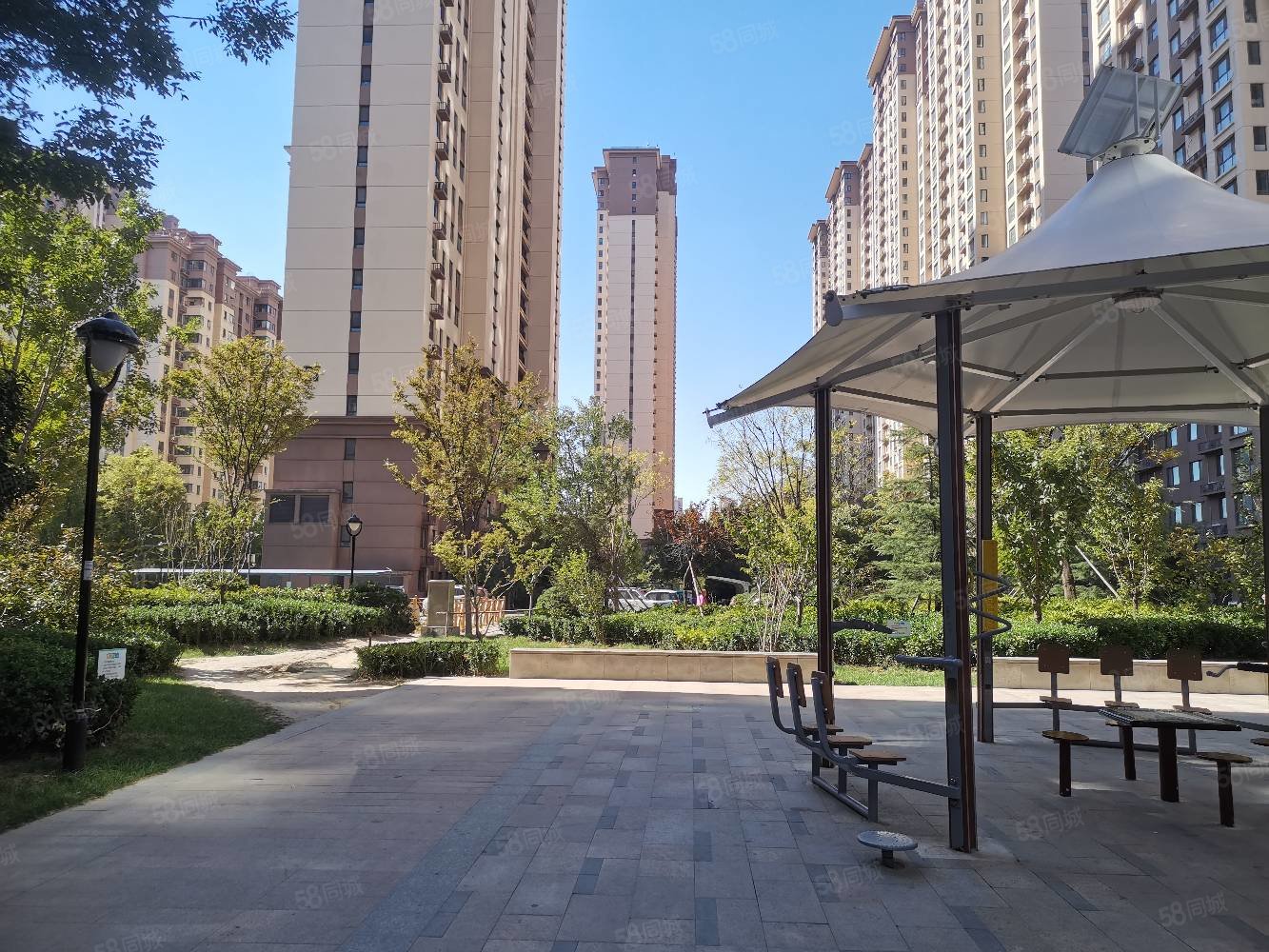 鲁商金悦城3室2厅1卫111.74㎡南北110万