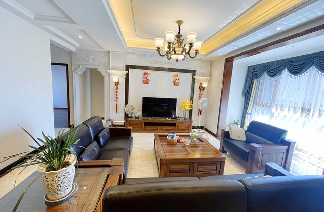 恒昌格兰郡(大邑)4室2厅161㎡180万二手房图片