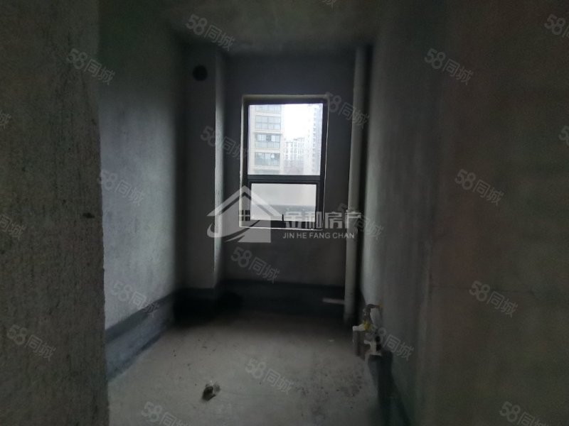 黔龙一号二期4室2厅2卫125㎡南北83.8万