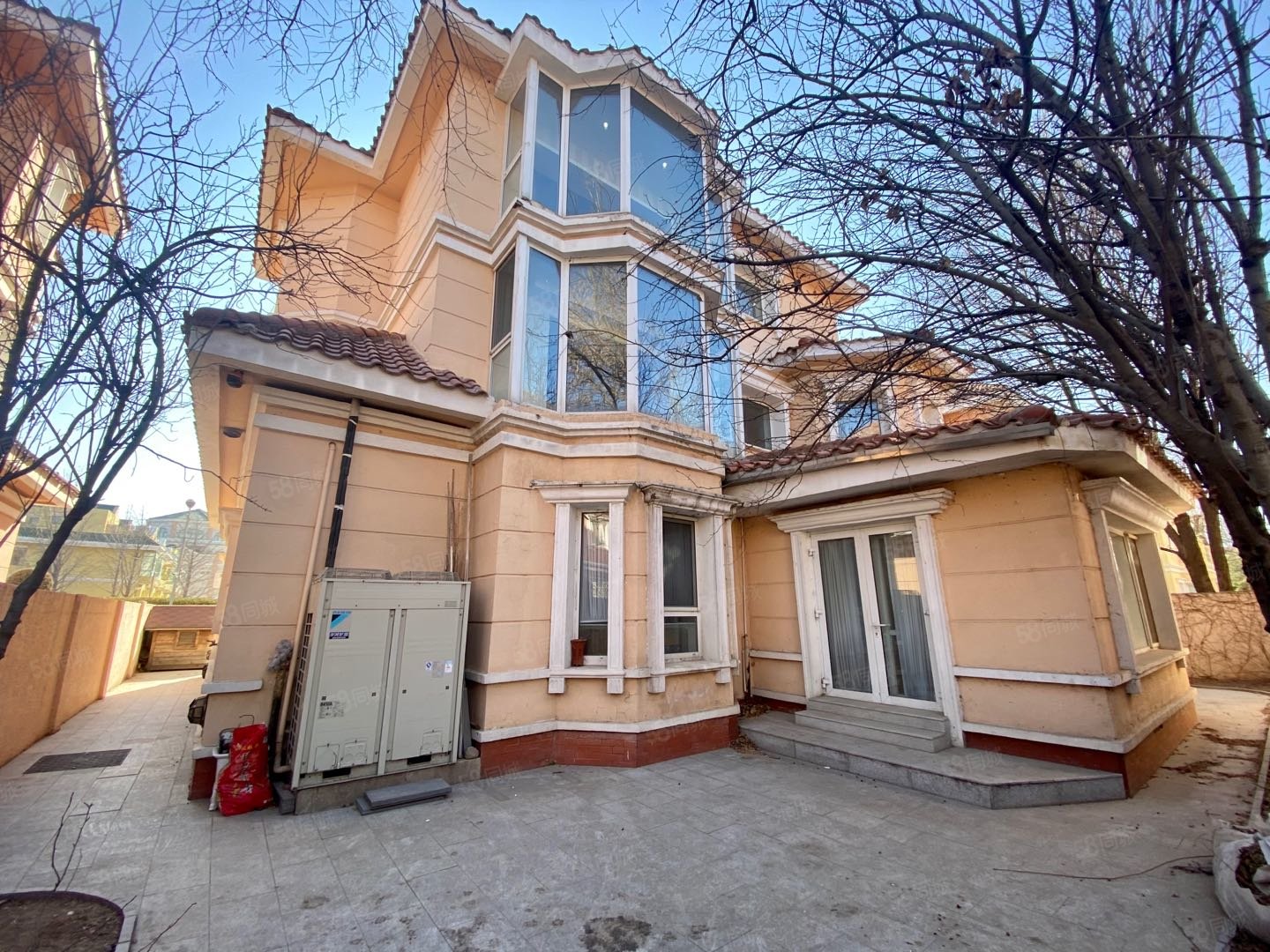 香江花园大独栋南向大花园正南正北临景观位置业主诚售