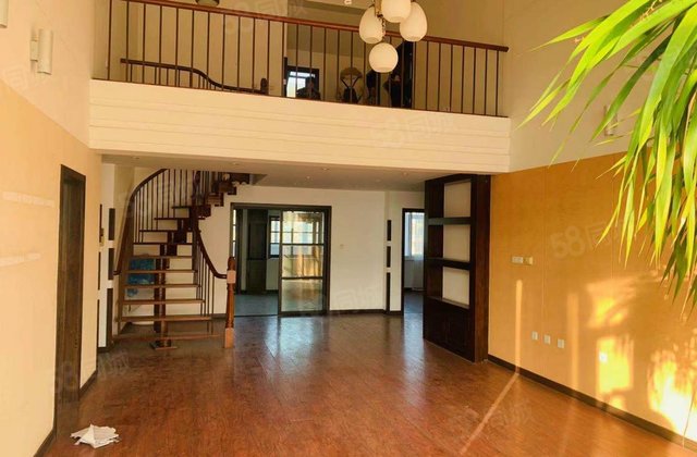 永江城市花园4楼西山 南北通透 西山厅 三室 家具家电齐全