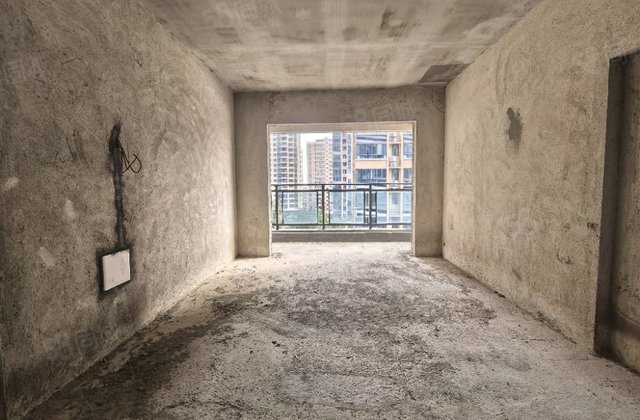 裕景华城5室2厅149.27㎡138万二手房图片