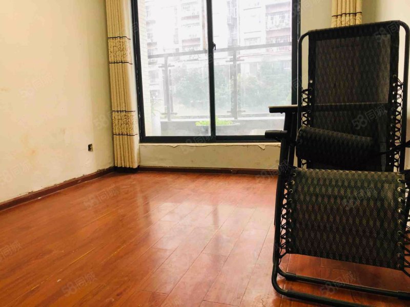 华邑阳光里 正南朝向 交通便捷 小三房 近地铁 双卫