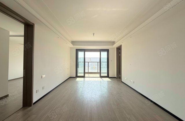 海映星洲(南区)4室2厅120.59㎡218万二手房图片