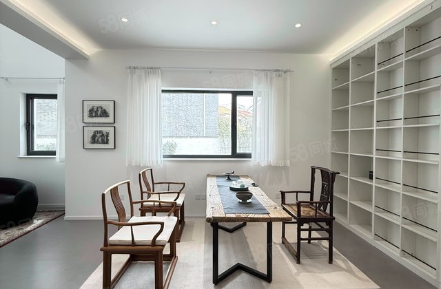 嘉浩别墅4室2厅224.31㎡1760万二手房图片