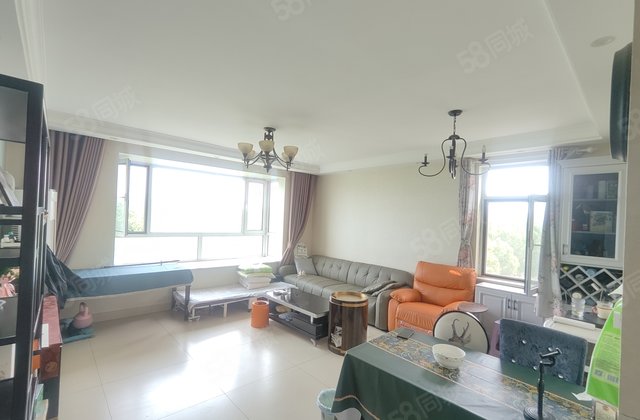 龙湾二期 近北门 边户 电梯洋房 带车位 储藏室 总高6层