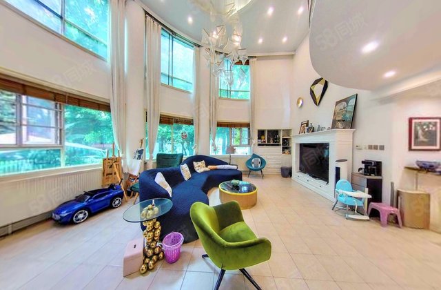 芳草地4室2厅251.5㎡375万二手房图片