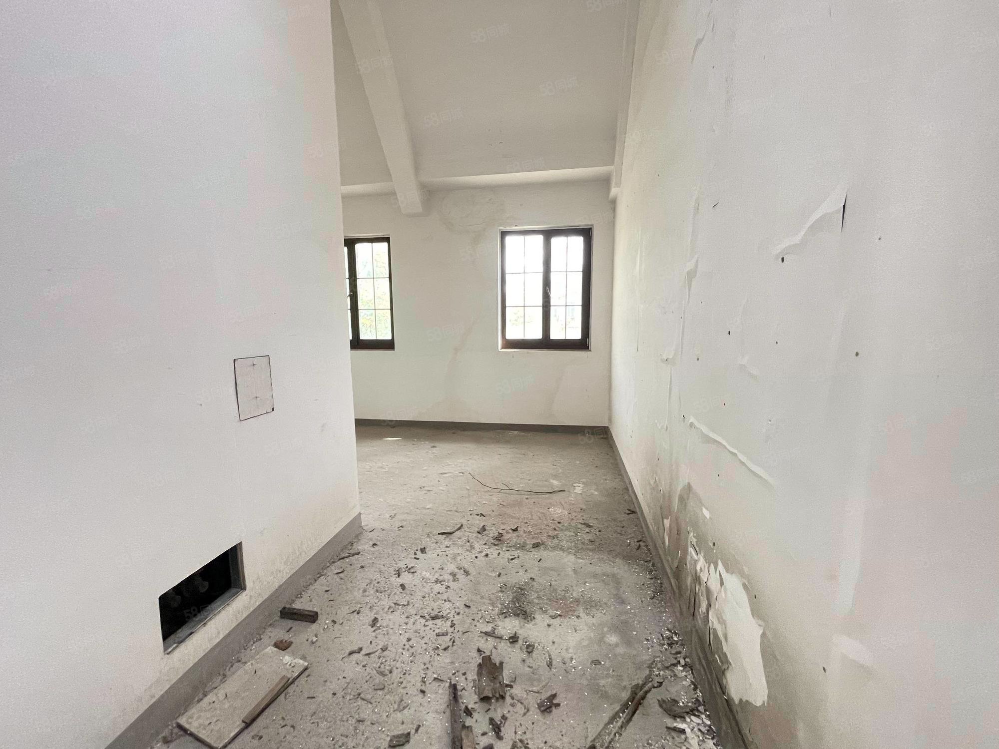 財富公館5室3廳5衛(wèi)1496.75㎡南北8500萬