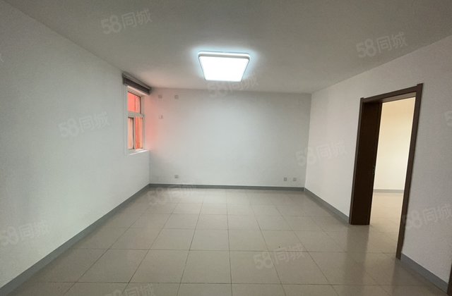 多层3楼 上怡景 中!挨欧景丽都 阿尔卡迪亚 水岸花语送储