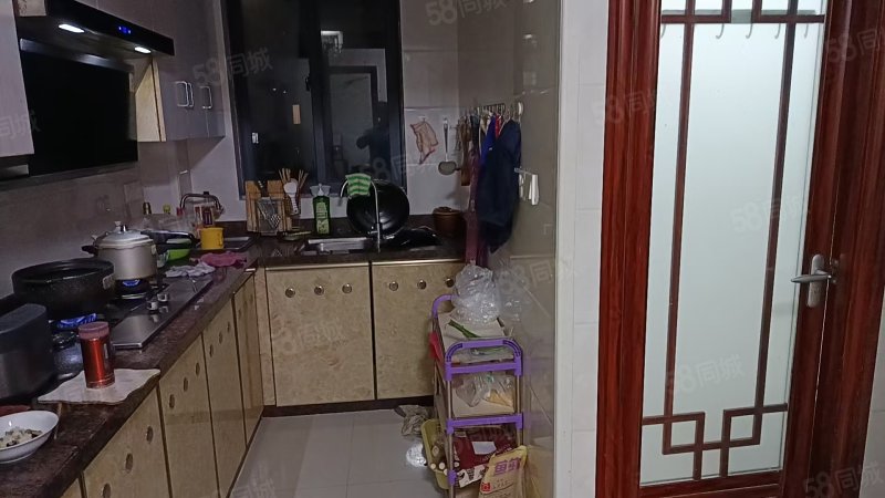 新港家园3室2厅1卫103.11㎡南98万