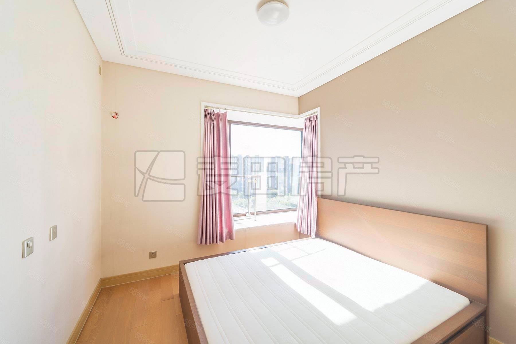 臻園(南區(qū))2室2廳1衛(wèi)89.95㎡南北750萬