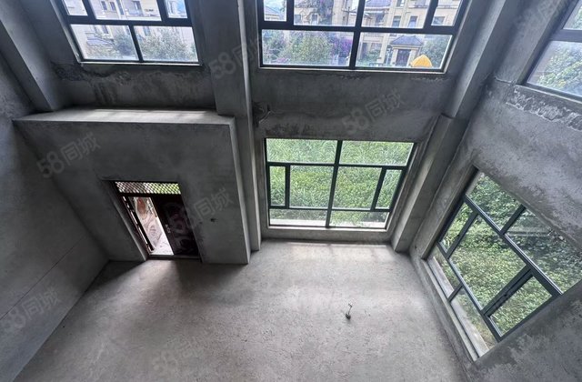 世纪城腾锦苑5室3厅361.93㎡340万二手房图片