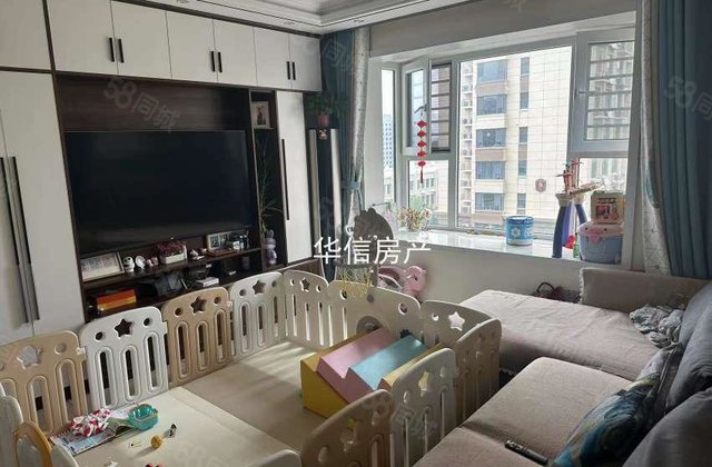 公园首府 精装三室看房联系