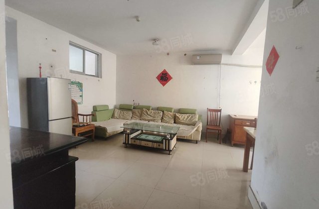 急售！紧邻怡景  ！七中！十  万 安家！停车方便！送储！