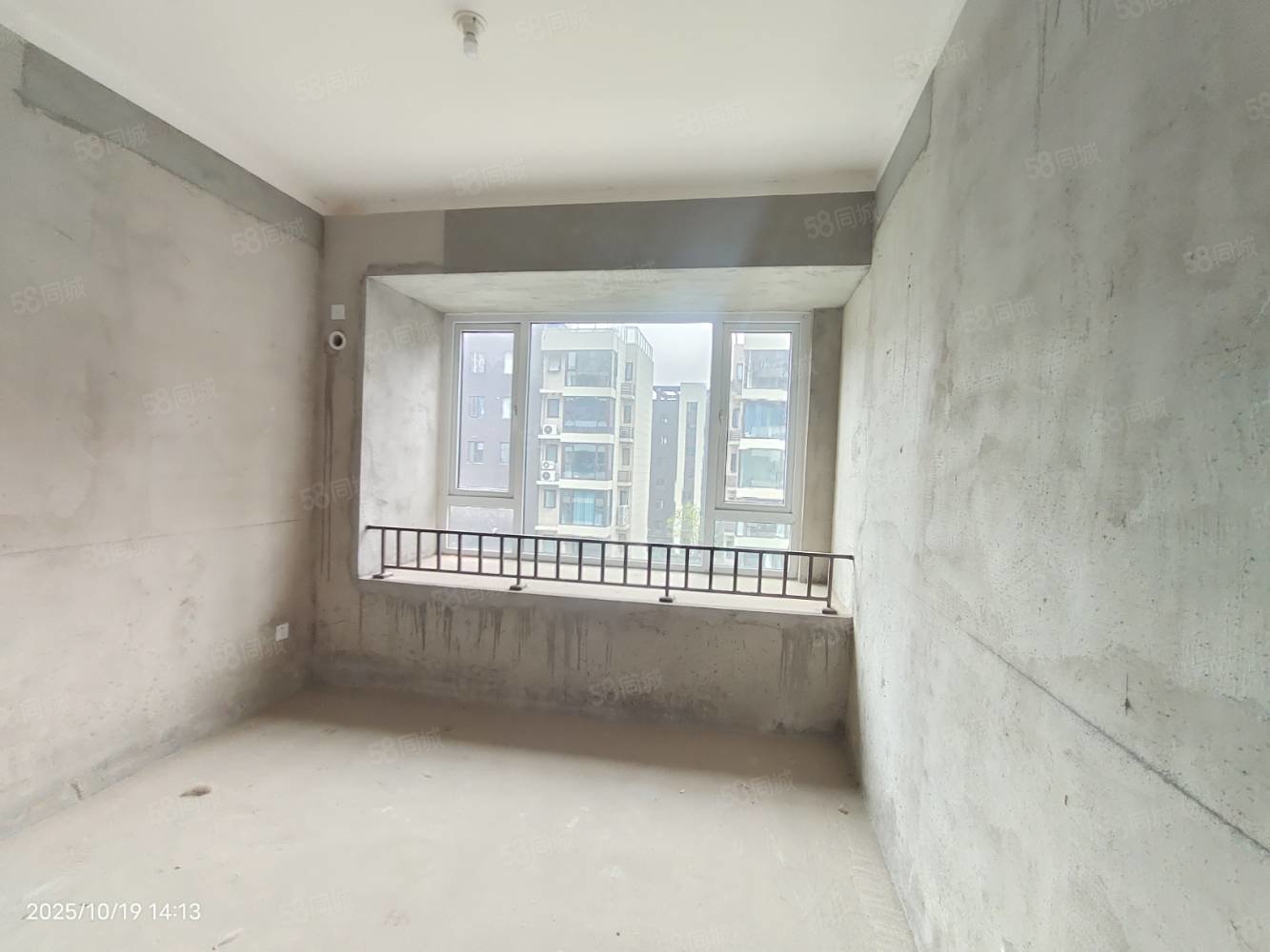 圣桦锦江天玺4室2厅2卫145㎡南北85万