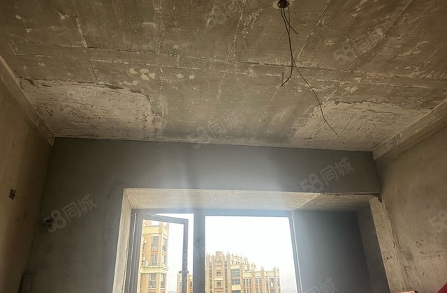 联发君领天玺B区3室2厅110.22㎡166万二手房图片