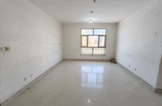 翠堤湾 商品房 大两居 近医院 交通便捷 朝南