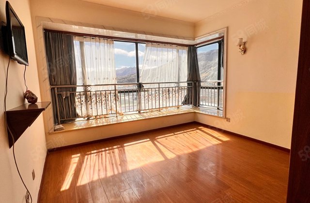 贡吉林小区3室2厅137.1㎡88万二手房图片