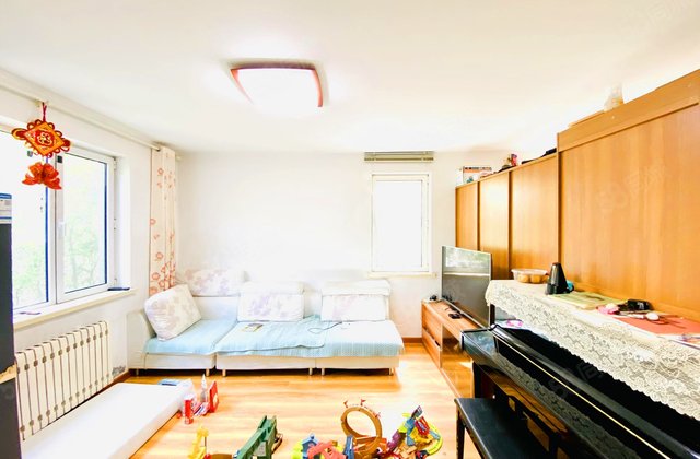 建大花园3室2厅94㎡175万二手房图片