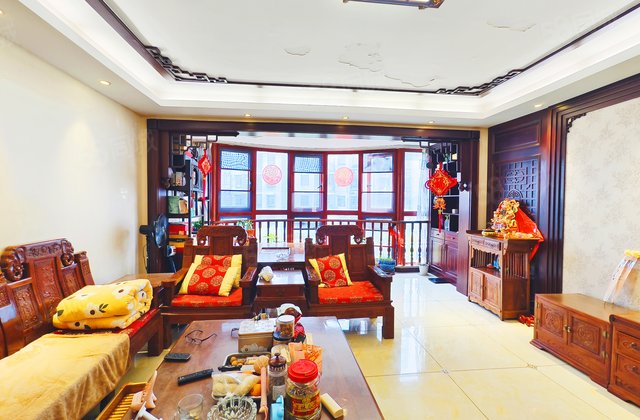 金质嘉苑4室2厅177.12㎡110万二手房图片