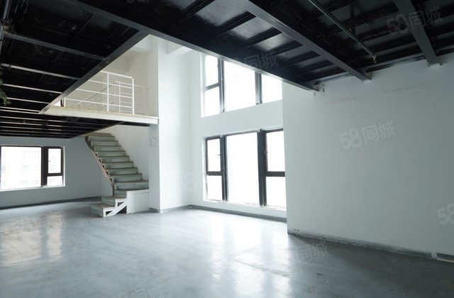 保利中心(商住楼)1室1厅81.7㎡110万二手房图片