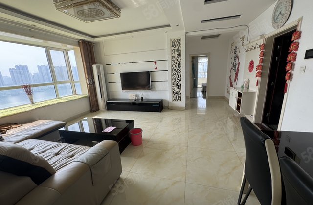 水岸花语 莲湖新城 滨河御府 滨河大道观景车位储