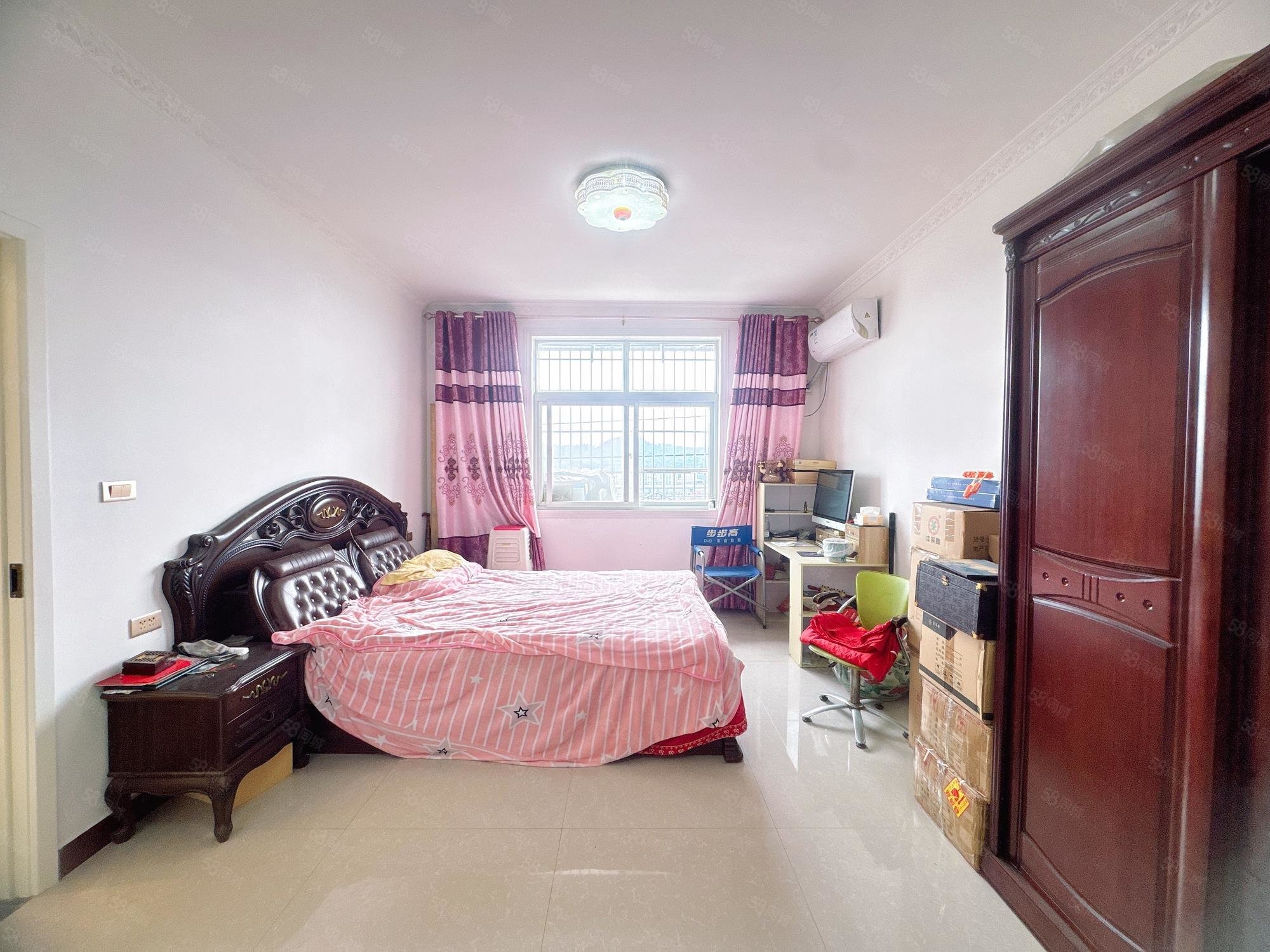 白浪南山小区3室2厅1卫130㎡东南22.8万