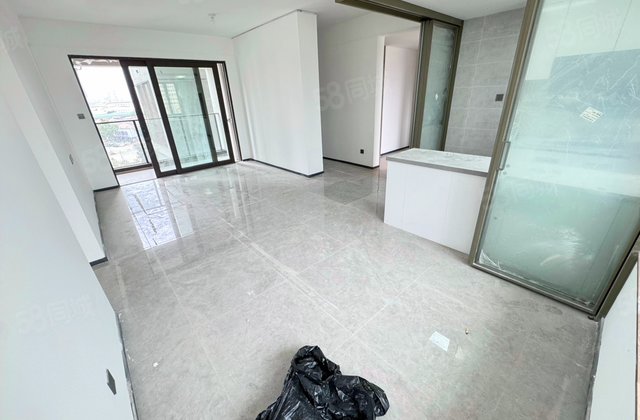 顺控桂樾台4室2厅116㎡87.9万二手房图片