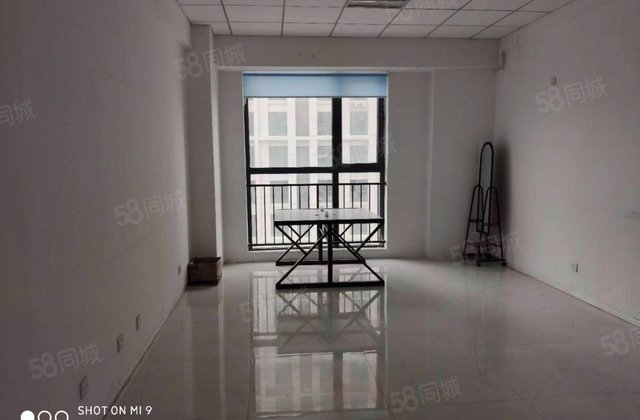 绿地中央广场1室0厅45㎡32万二手房图片