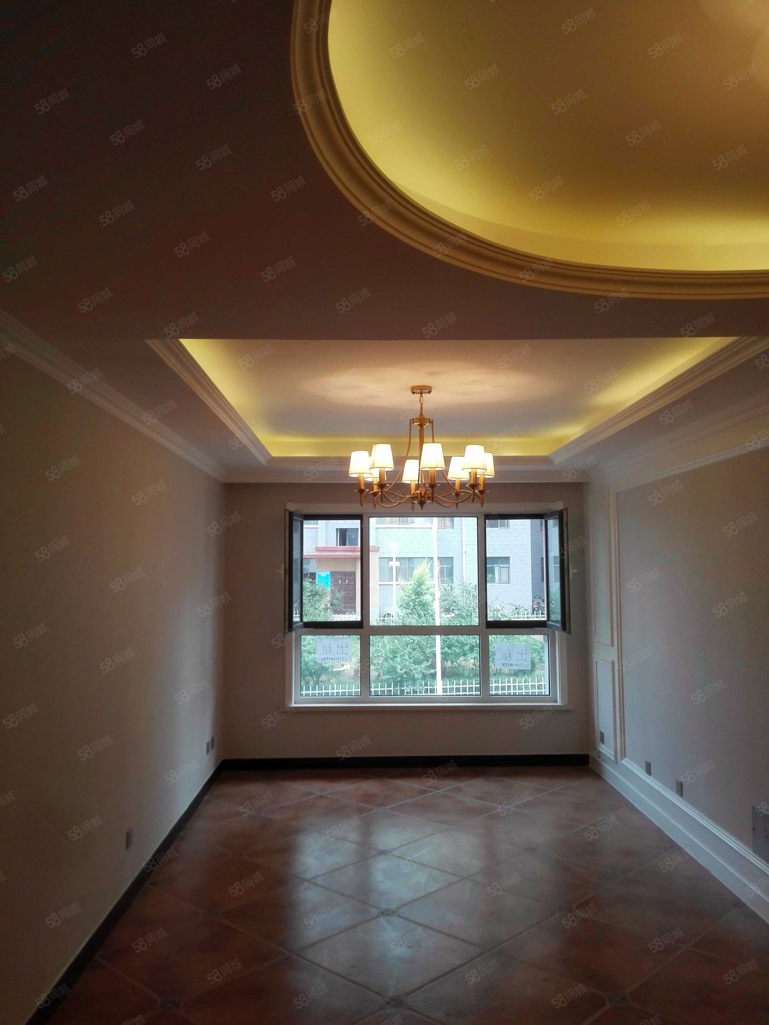 奧林溫泉小鎮(zhèn)2室1廳1衛(wèi)72㎡南45萬