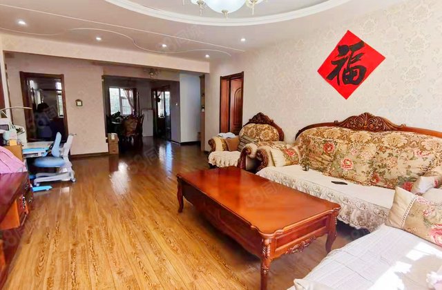 金色世界湾(A区)3室2厅145㎡89万二手房图片