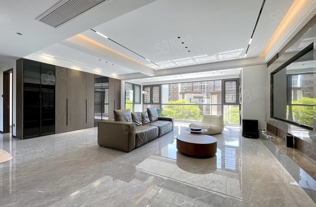 联发君领天玺B区3室2厅141.62㎡175万二手房图片