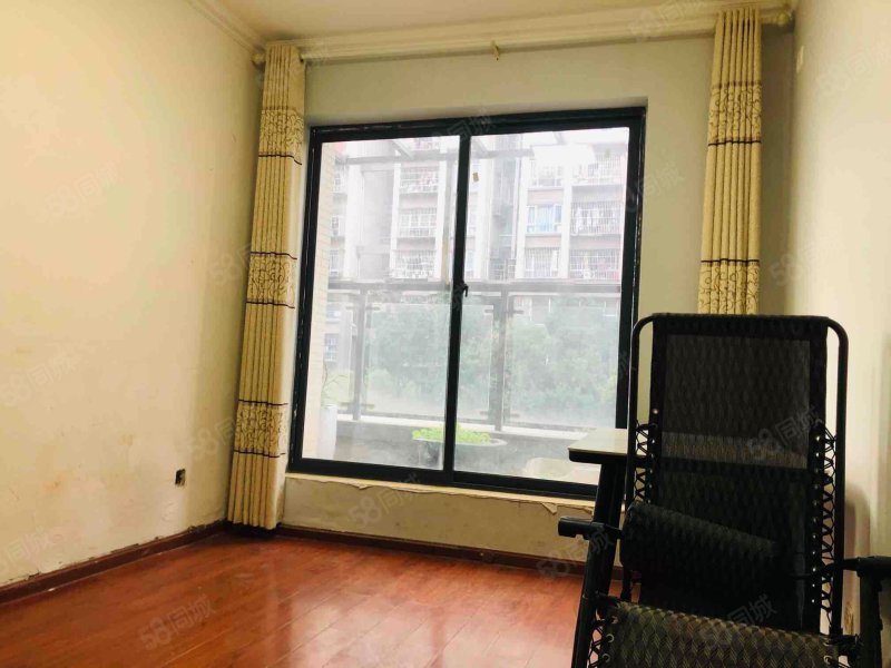 华邑阳光里 正南朝向 交通便捷 小三房 近地铁 双卫