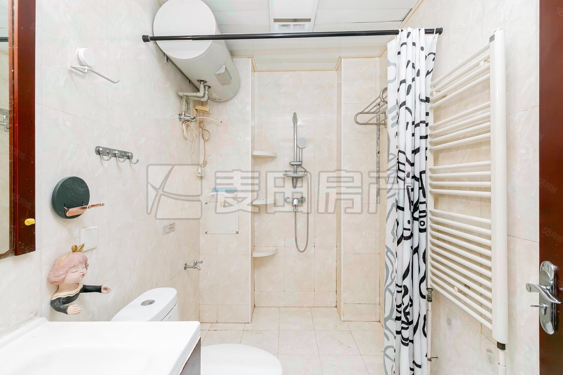 紫芳園(三區(qū))2室1廳1衛(wèi)90.28㎡南620萬