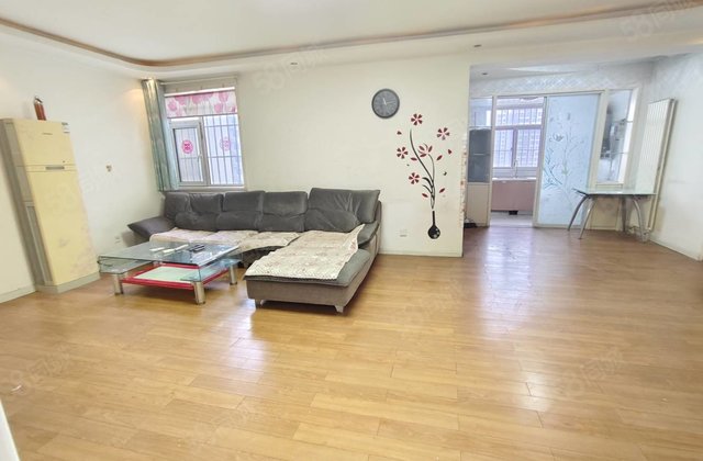 水景花苑3室2厅133㎡88万二手房图片