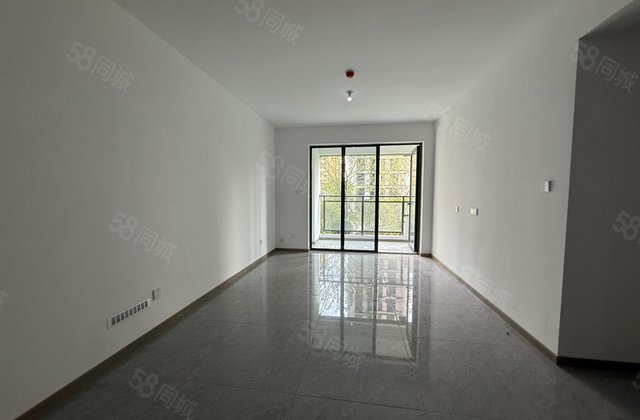 嘎嘎新 城市领秀 三室双卫 带车储 随时看房