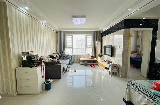 急售 刚需必看 精装三室 全天采光 带车位储藏室