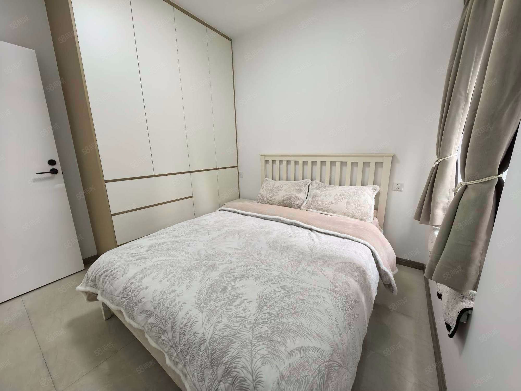 海桐小区三期1室1厅1卫46.65㎡南北61.8万