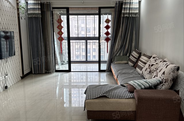 绿地迎江世纪城二期3室2厅119㎡67万二手房图片