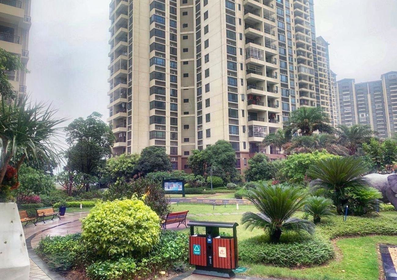 独门独户对流四房碧桂园明珠花园业主急售中高楼层送车位