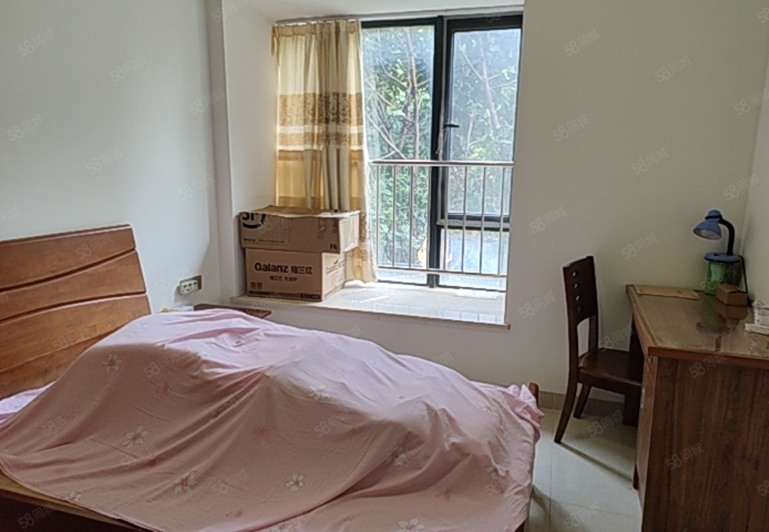 荣德庄园2室2厅1卫62.2㎡东南51万