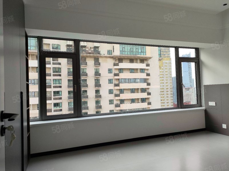 曼哈顿大厦3室2厅1卫129.27㎡东南199万