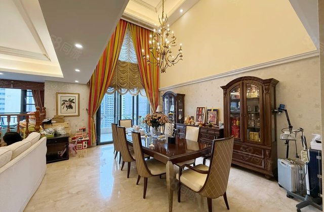 合景誉峰(东区)5室2厅245㎡2000万二手房图片