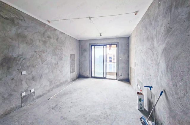 世茂璀璨天城(一期)3室2厅90㎡159万二手房图片