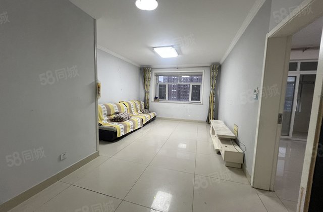 振兴路 建设路莲湖新城 水岸花语 小高层 正规三室 南北通透