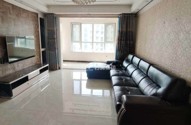 公园 大润发 星光中央丽都 好楼层 四室双卫带车储