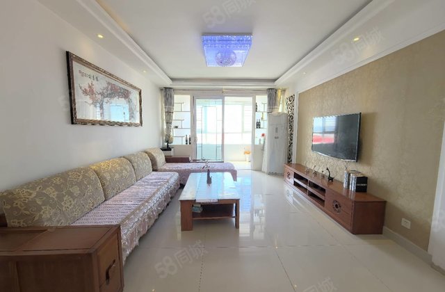 名人苑二期！精装修好户型！观景房！精装修可拎包入住！停车方便