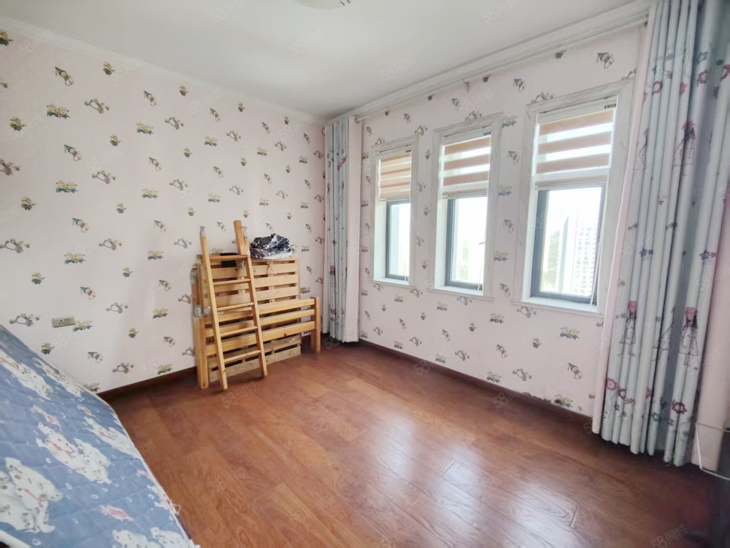 福嘉苑5室2厅2卫160㎡南北75万