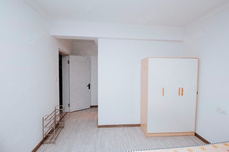 5%我爱我家我爱我家东郡国际店1组报价195万电话咨询满二年新上核心